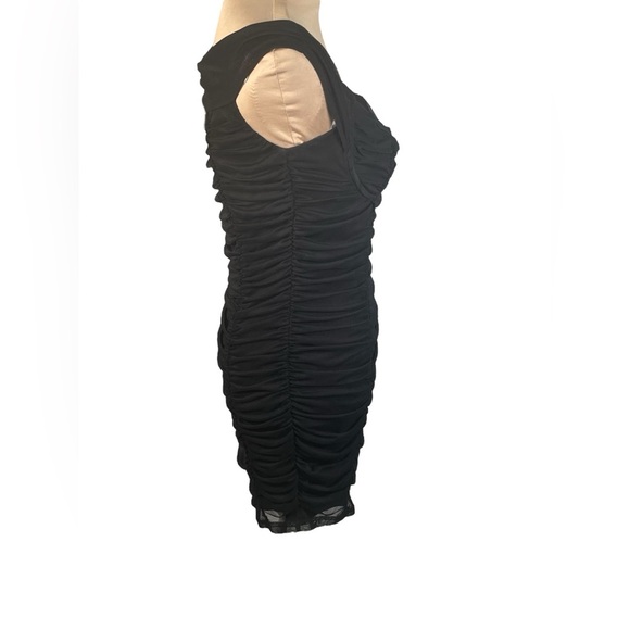 LULUS Follow the Curve Black Ruched Off-the-Shoulder
Bodycon Dress NWT LARGE - Picture 7 of 10